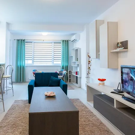 Nataly By The Sea Mamaia Nord Apartament *